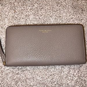 Tory Burch long wallet